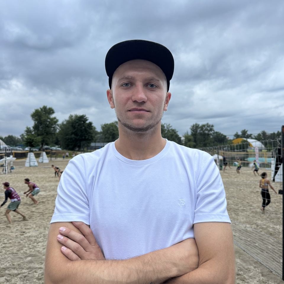 Роман Бондаренко